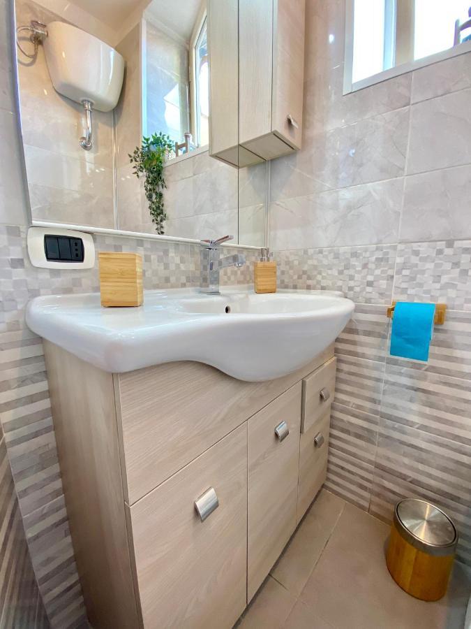 Casa Con Terrazzo In Centro Apartment Napoli Ngoại thất bức ảnh